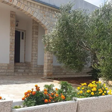 Senka Villa Nečujam