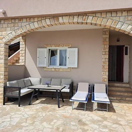 Villa Senka *