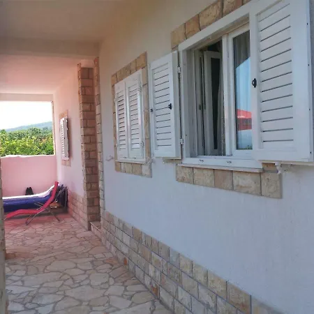 Villa Senka Nečujam