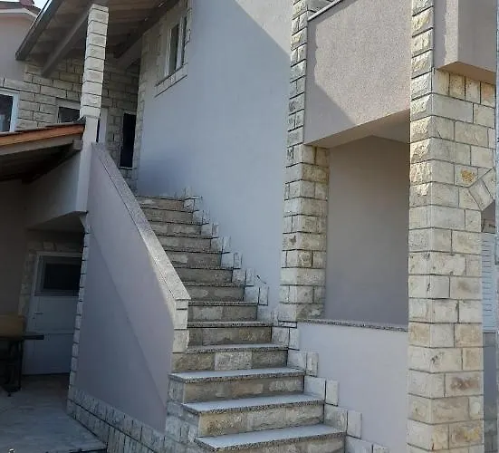 Senka Nečujam