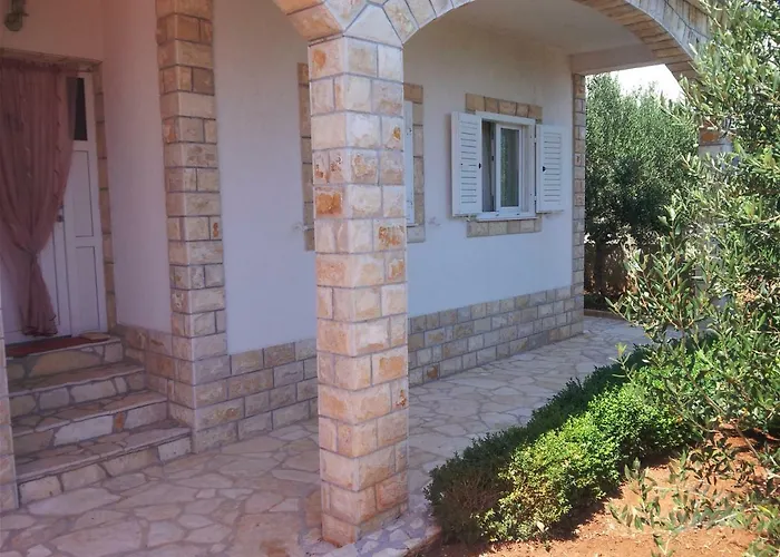 Senka Villa Nečujam