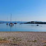 Senka * Nečujam